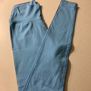 Alphalete Essential Leggings